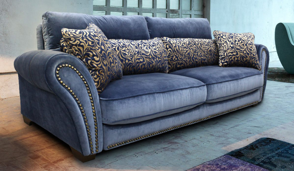Синий диван из велюра